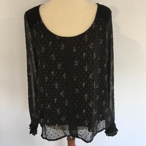 LC Sheer sleeves blouse. floral print size Large.
